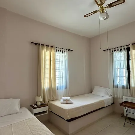 House 度假居 Stagiates